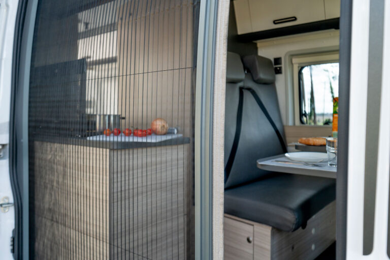 mr.vancamper_explorer_12