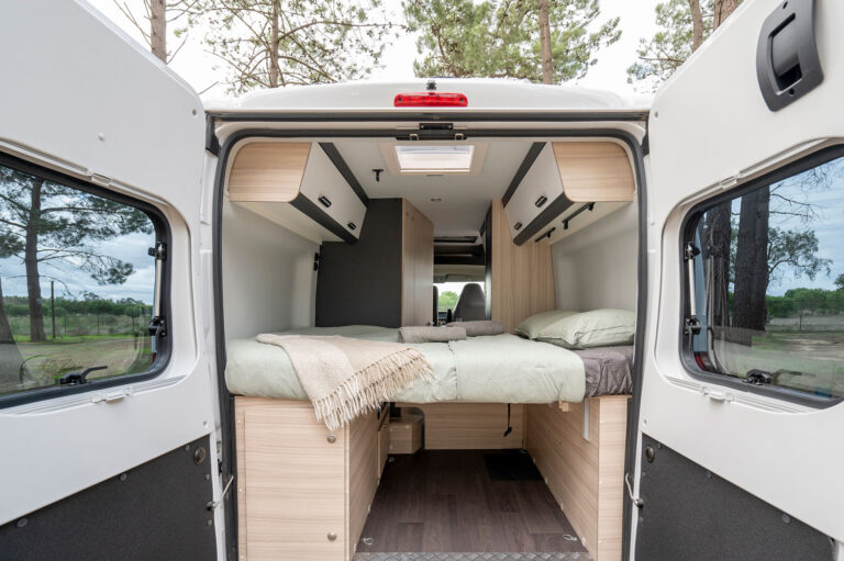 mr.vancamper_explorer_3